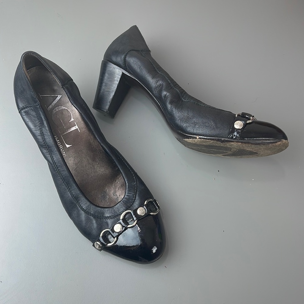 AGL LOGO CHAIN HEELS 37.5